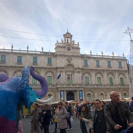Sicily Wonderful Piazza Universita' Villa Catania Eksteriør bilde