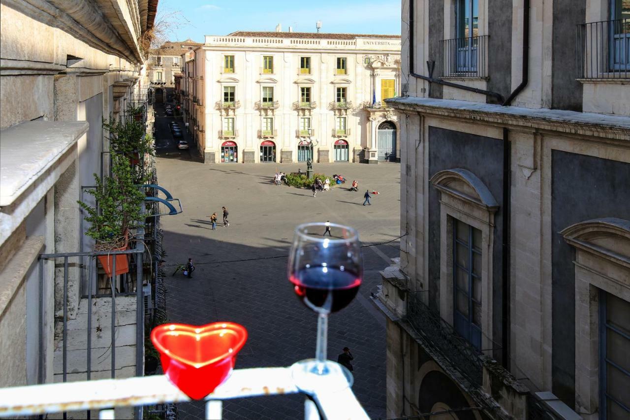 Sicily Wonderful Piazza Universita' Villa Catania Eksteriør bilde